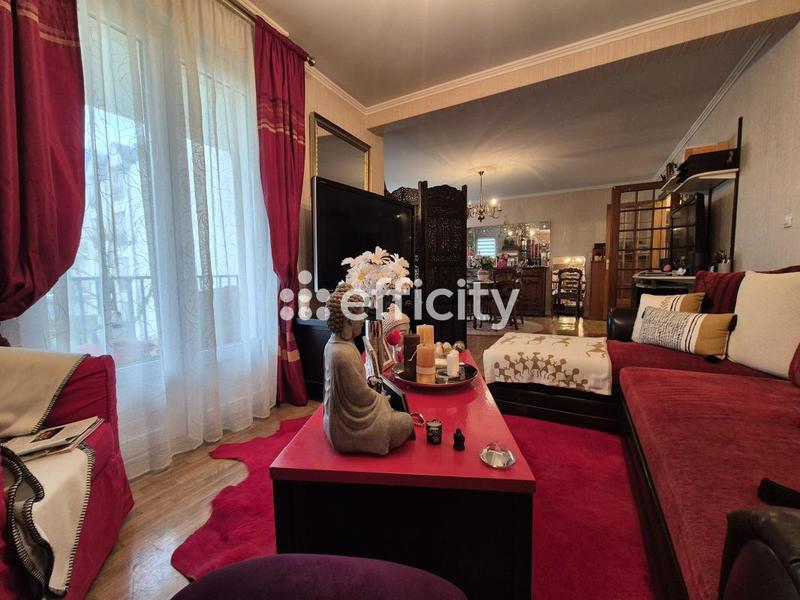 Appartement - 93 m² - 3 pièces