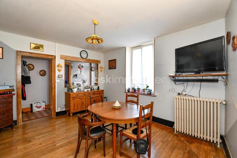 Maison - 203 m² - 6 pièces