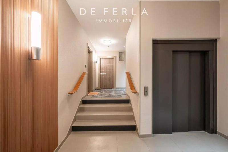 Appartement - 107 m² - 4 pièces