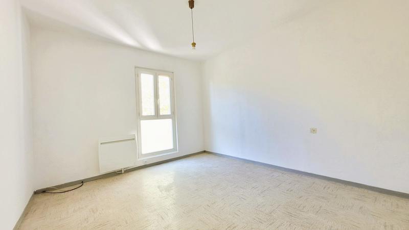 Villa - 90 m² - 4 pièces