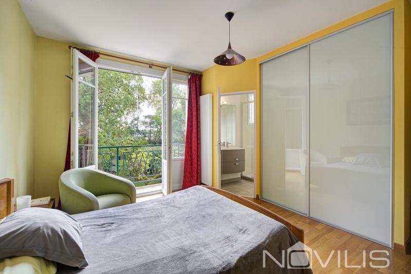 Maison - 200 m² - 6 pièces