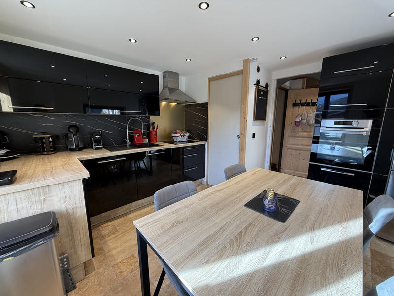 Maison - 85 m² - 4 pièces