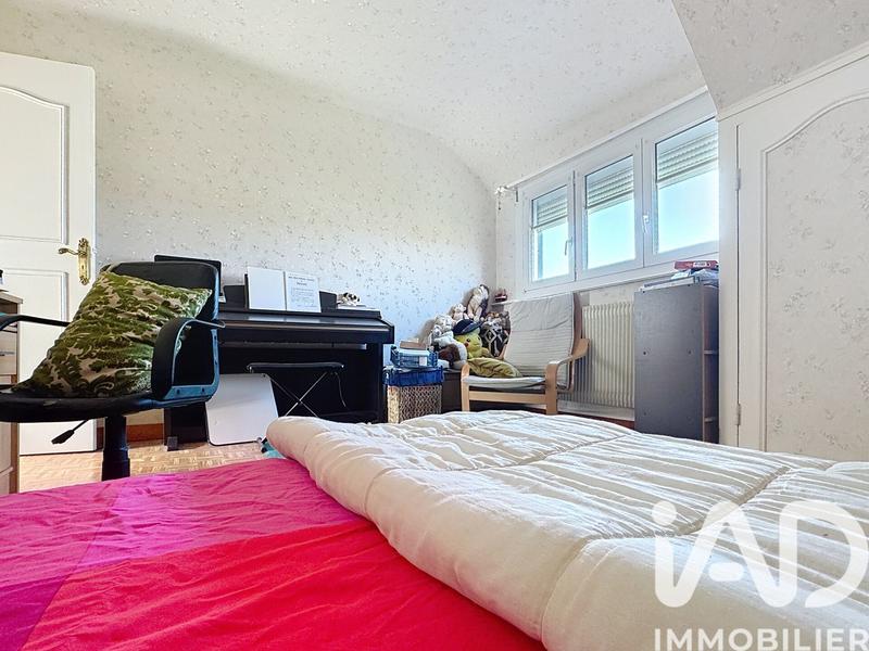 Maison - 102 m² - 5 pièces