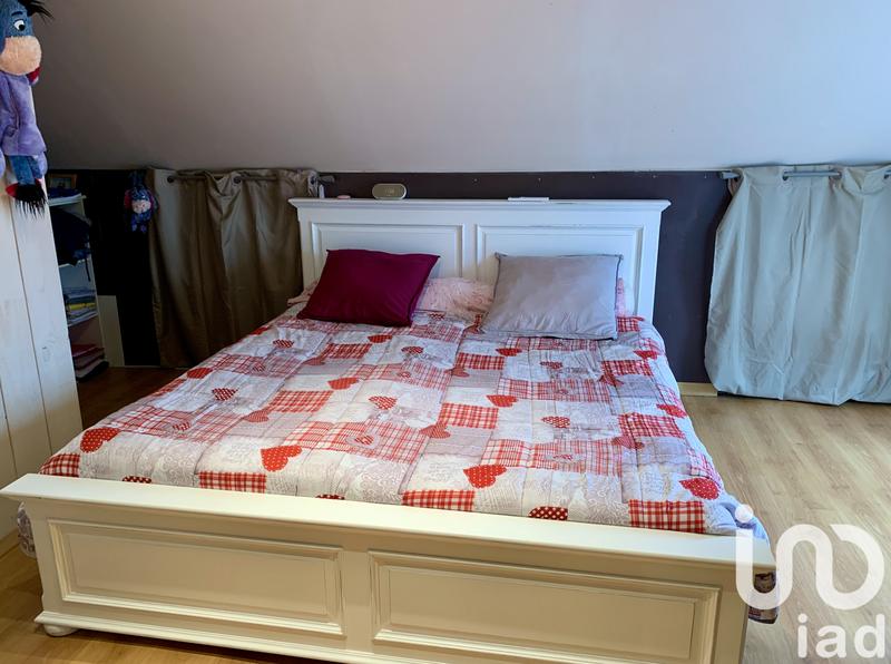 Maison - 277 m² - 7 pièces