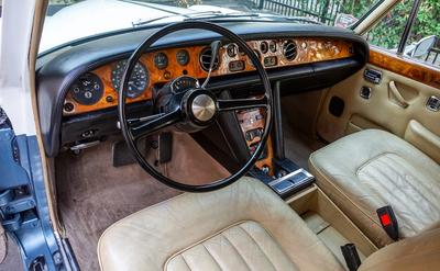 Rolls-Royce Silver Shadow V8