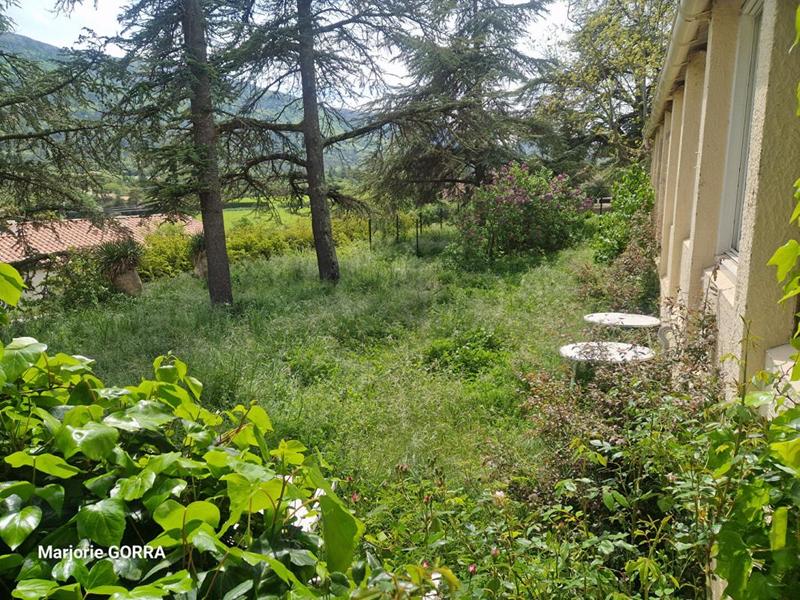 Maison - 330 m² - 9 pièces