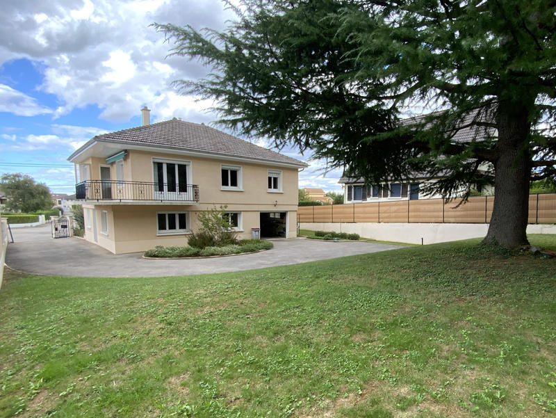 Maison - 155 m² - 7 pièces