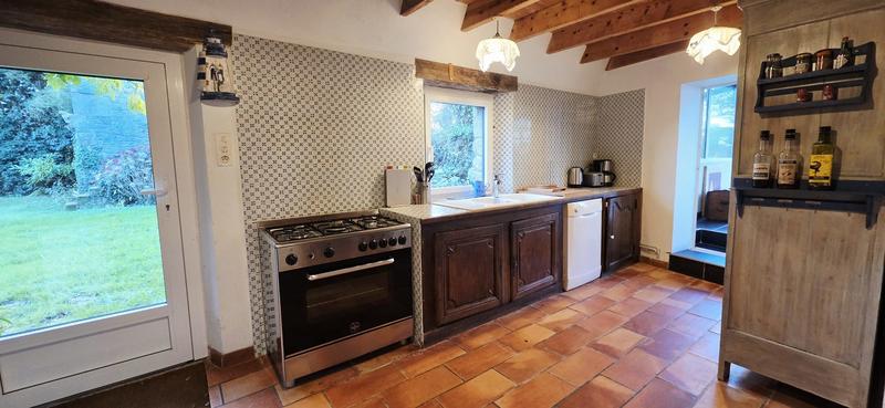 Maison - 200 m² - 9 pièces