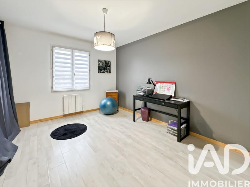 Maison - 93 m² - 5 pièces