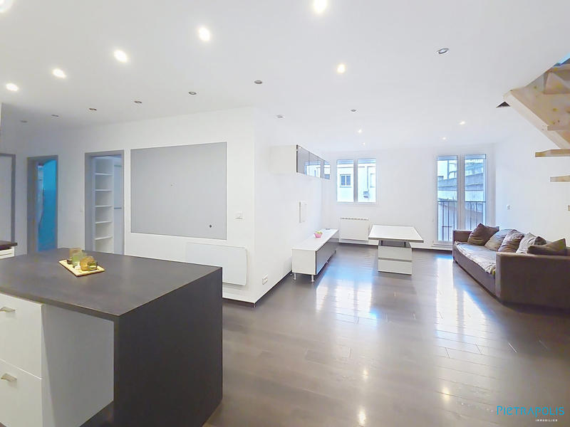 Duplex - 113 m² - 4 pièces