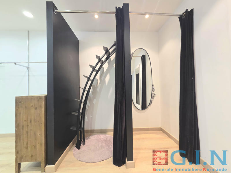 Local commercial - 130 m²