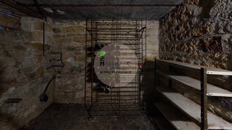 Pavillon - 150 m² - 7 pièces