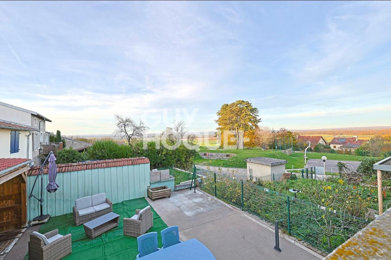 Maison - 115 m² - 4 pièces