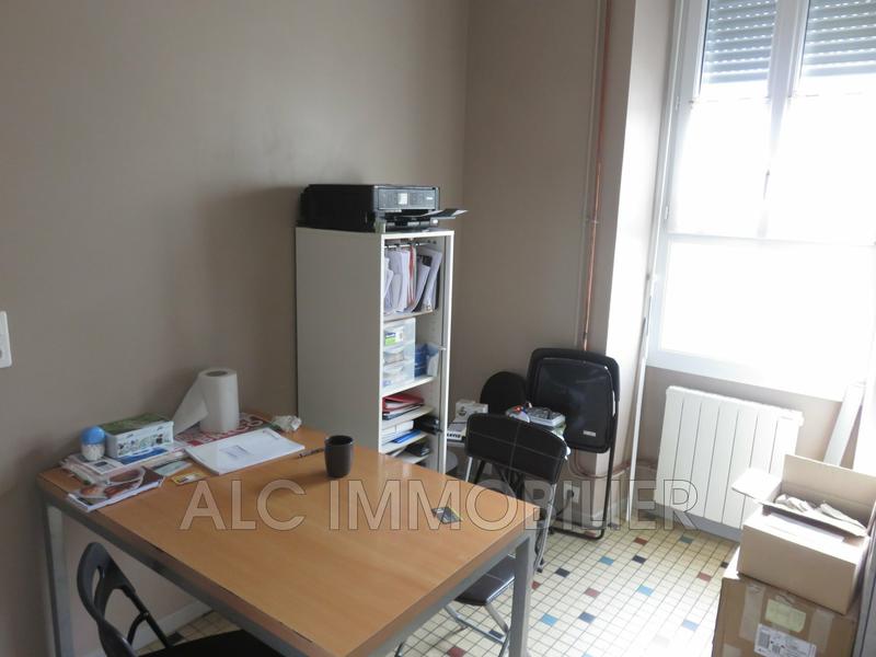 Fonds de commerce - Magasins - 101 m²