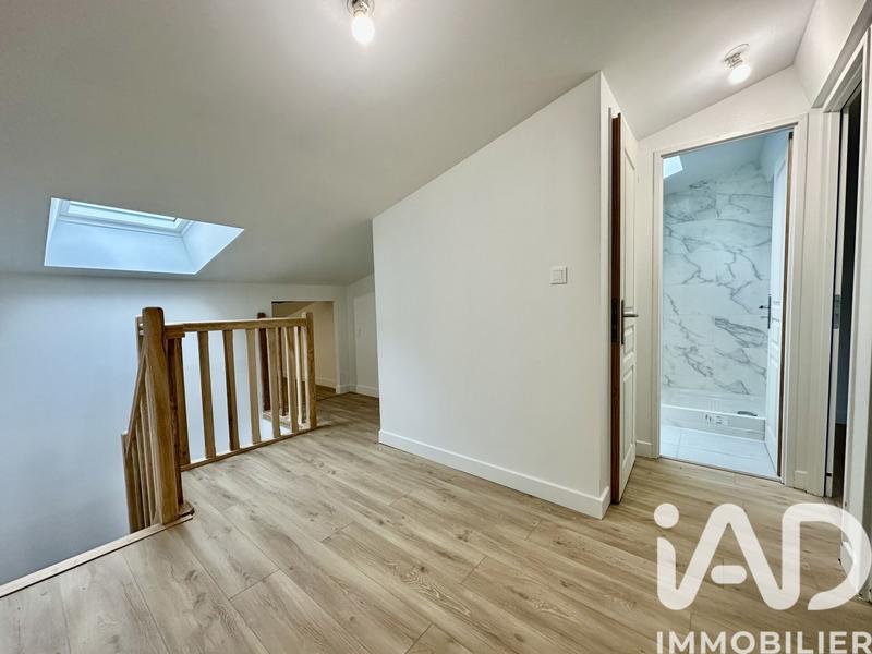 Maison - 191 m² - 10 pièces