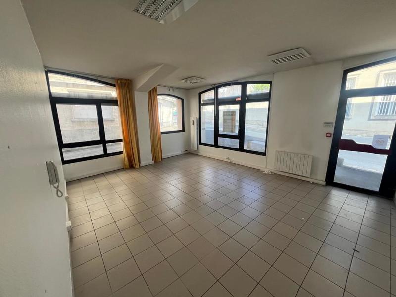 Divers - 150 m² - 6 pièces