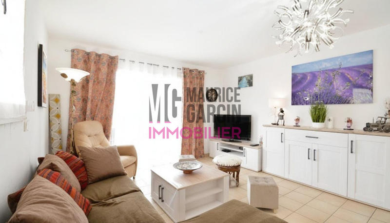 Maison - 215 m² - 6 pièces