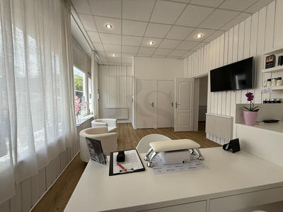 Local commercial - 37 m² - 2 pièces