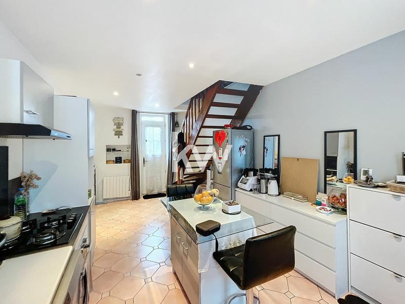 Maison - 88 m² - 3 pièces