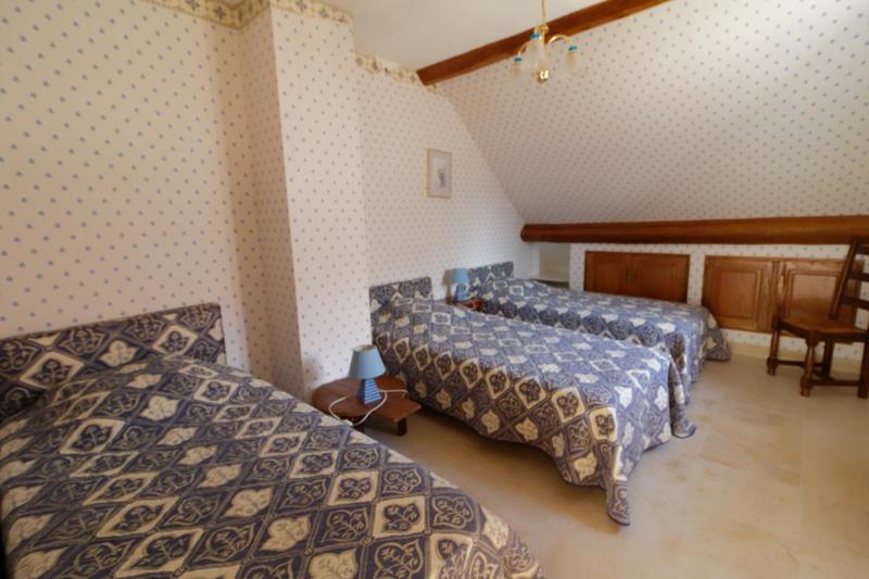 Maison - 149 m² - 7 pièces