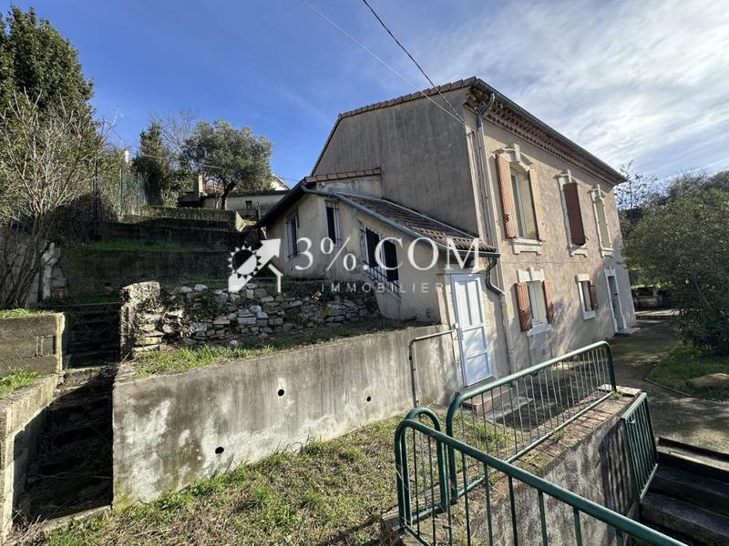 Maison de ville - 85 m² - 7 pièces