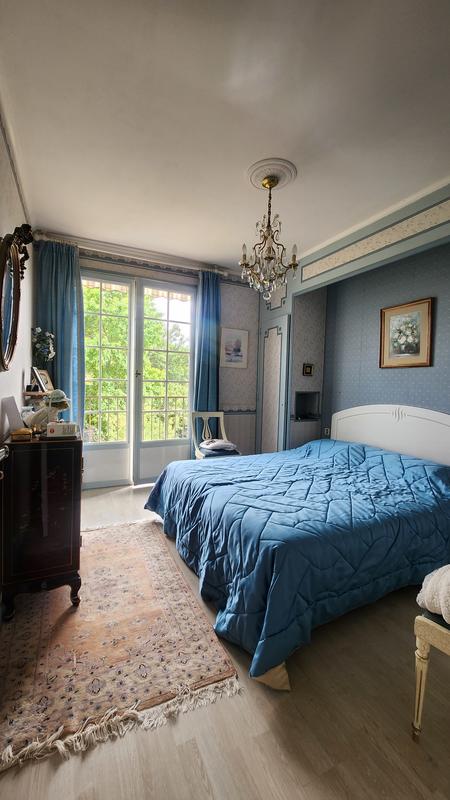 Maison - 122 m² - 7 pièces