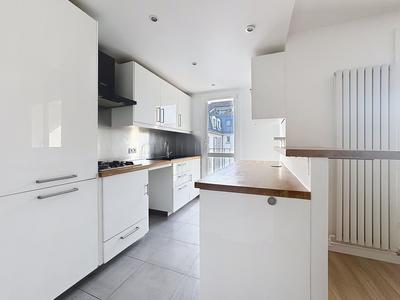 Appartement - 75 m² - 3 pièces