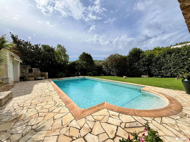 Villa - 230 m² - 7 pièces