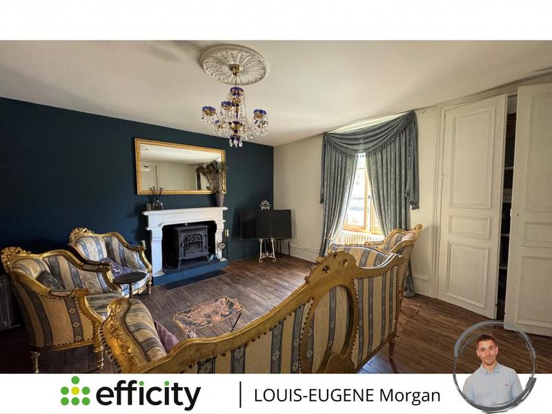 Demeure - 235 m² - 10 pièces