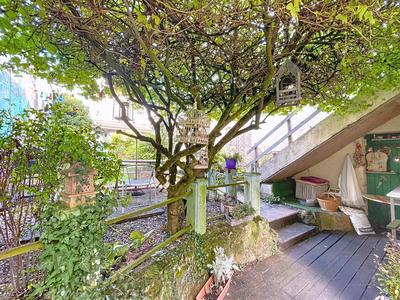 Maison - 136 m² - 6 pièces