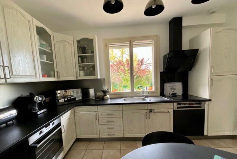 Maison - 171 m² - 5 pièces