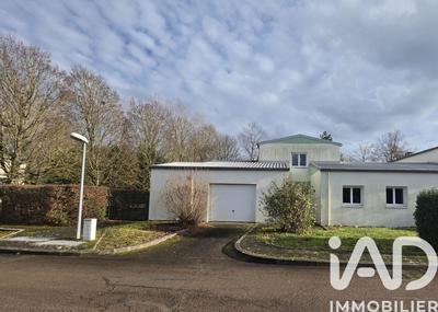 Maison - 128 m² - 7 pièces