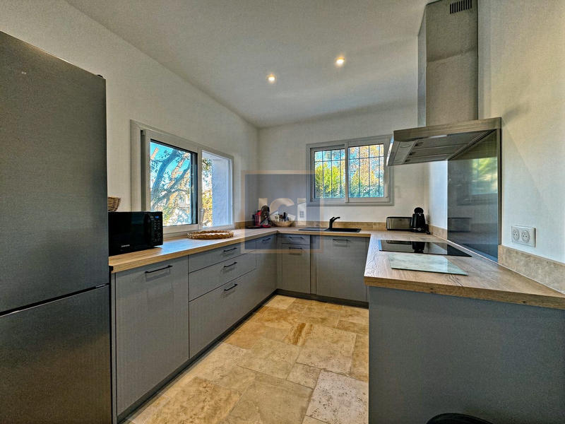 Maison - 167 m² - 7 pièces