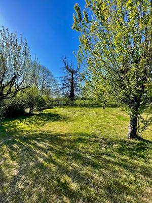 Terrain constructible - 820 m²