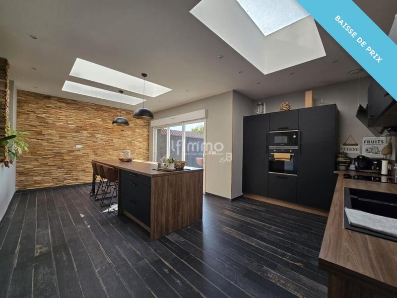 Maison - 177 m² - 6 pièces