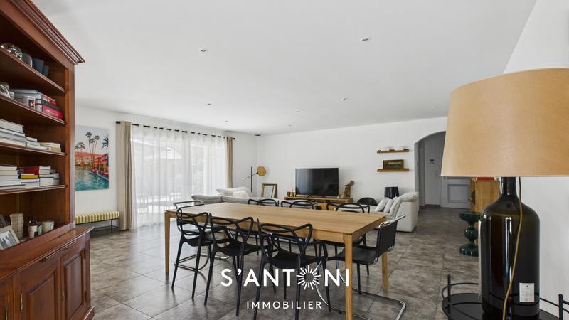 Maison - 144 m² - 4 pièces