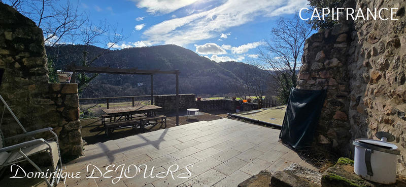 Maison - 109 m² - 5 pièces