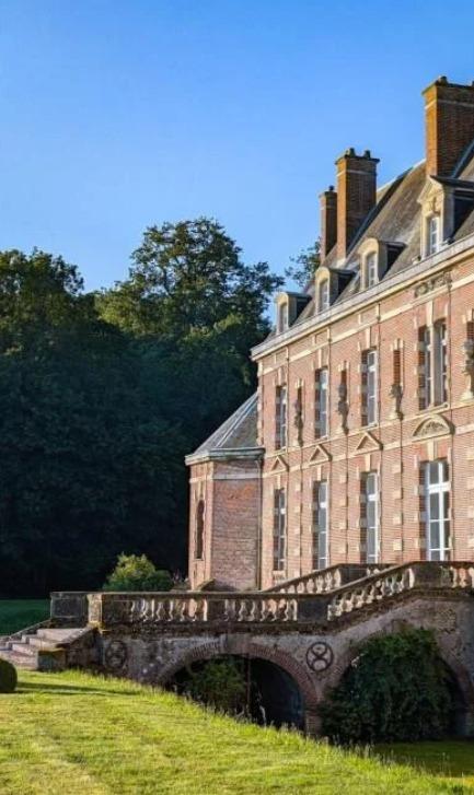 Manoir - 1 300 m² - 20 pièces