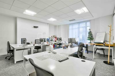 Bureau - 712 m²