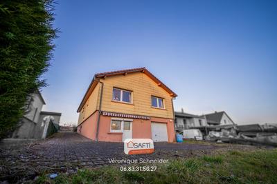 Maison - 110 m² - 4 pièces