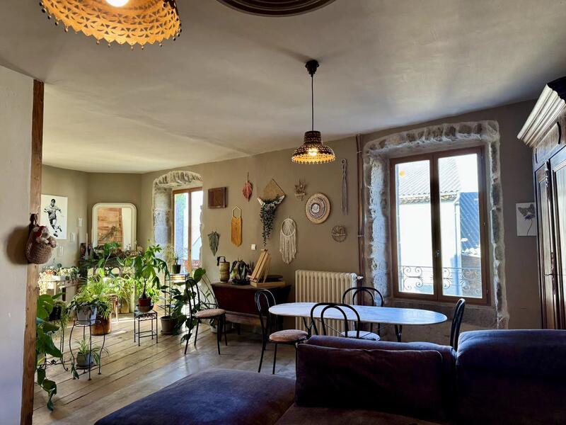 Maison - 195 m² - 6 pièces