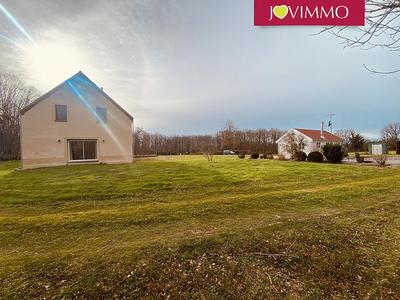 Maison - 295 m² - 8 pièces