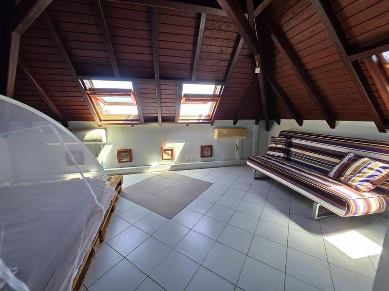 Maison d'architecte - 202 m² - 5 pièces