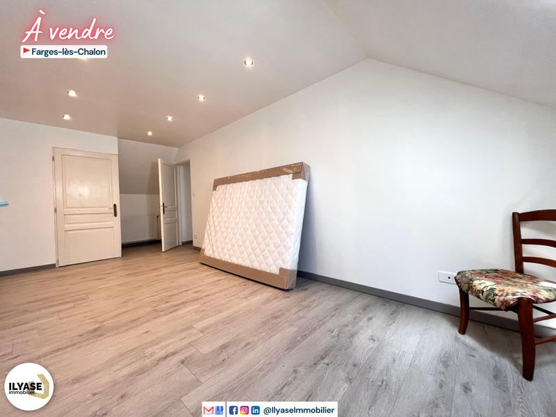 Maison - 134 m² - 6 pièces