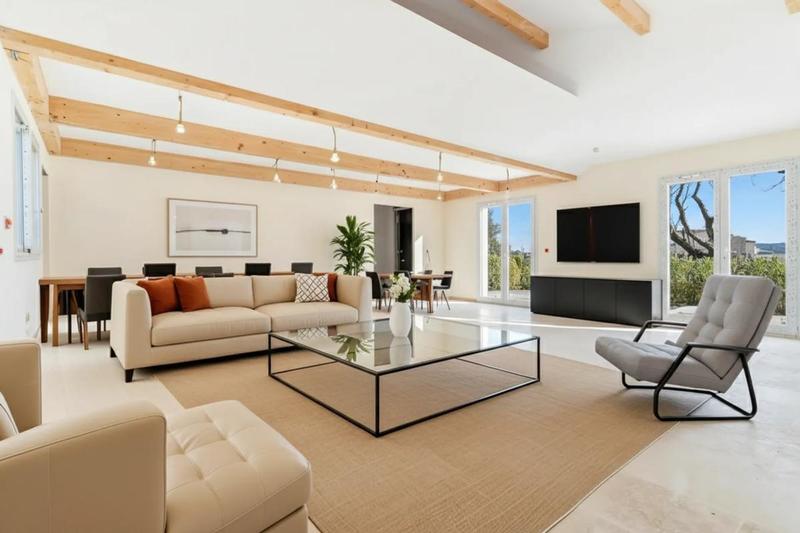 Maison - 157 m² - 5 pièces