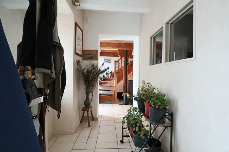 Propriété - 324 m² - 14 pièces