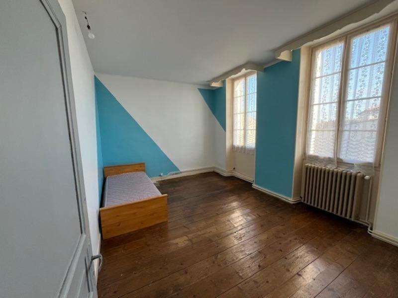 Maison - 197 m² - 11 pièces