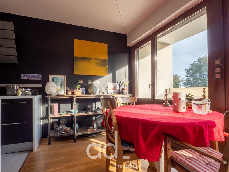 Appartement - 88 m² - 5 pièces