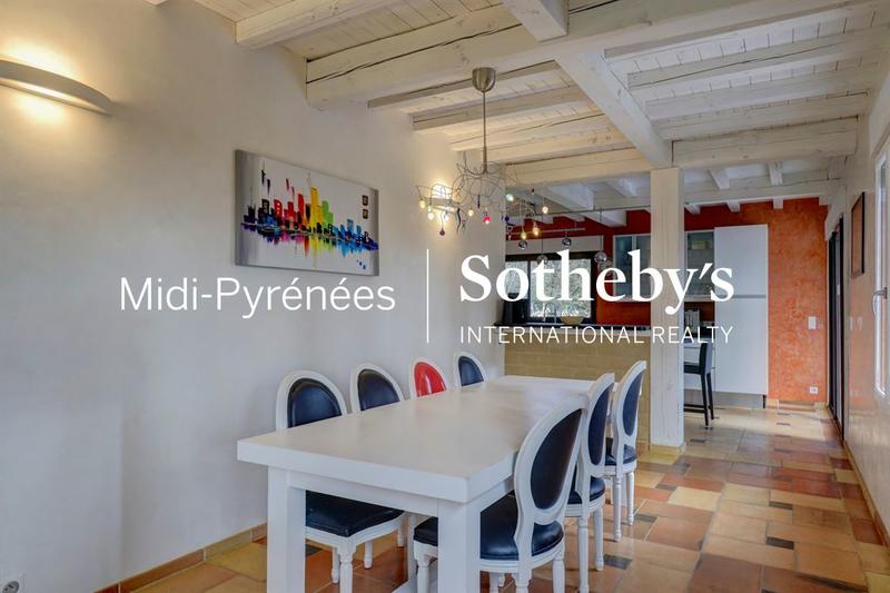 Maison - 186 m² - 7 pièces