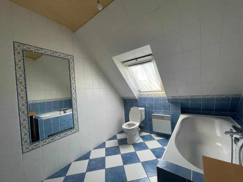 Maison - 120 m² - 8 pièces